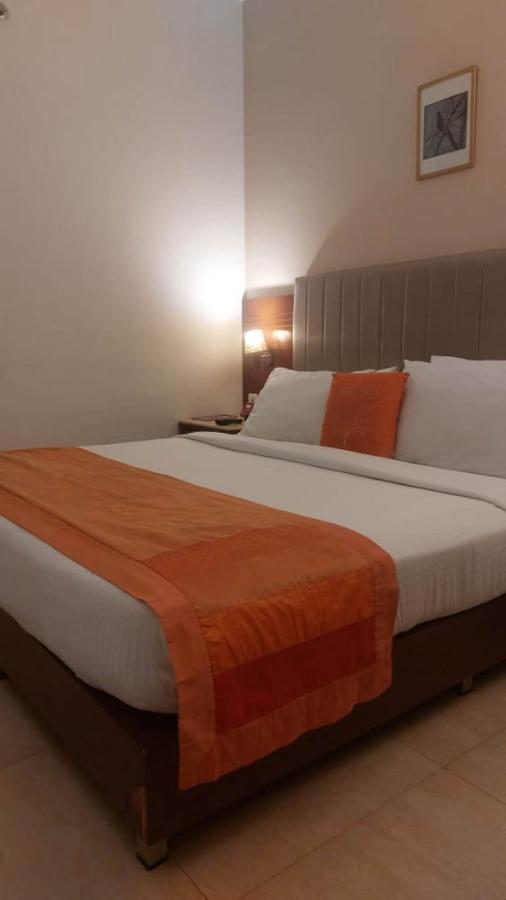 Cochin Palace Kochi Zewnętrze zdjęcie